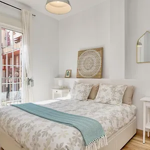  Apartment Bright & Breezy Merced